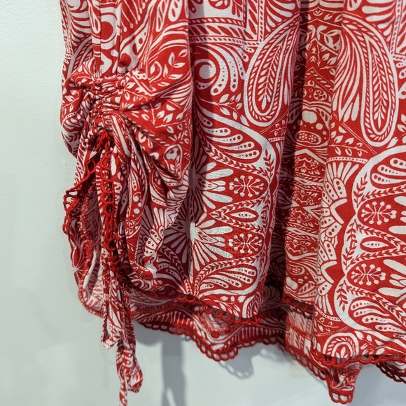 Red and cream dress. Wear as dress or as tunic. Adjustable length. - Picture 2 of 7